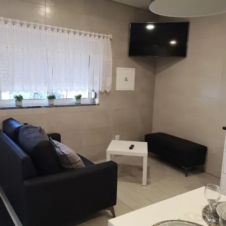 Casinha D'avo Ferienhaus Nazaré