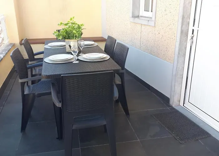 Casinha D'avo 度假居 纳扎雷