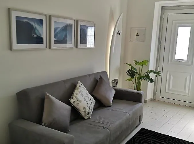 Casinha D'avo * 纳扎雷