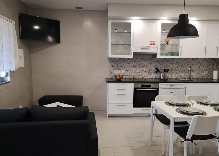 Casinha D'avo 度假居 纳扎雷