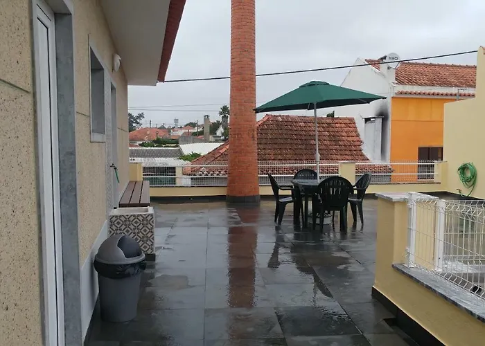 Casinha D'avo * 纳扎雷