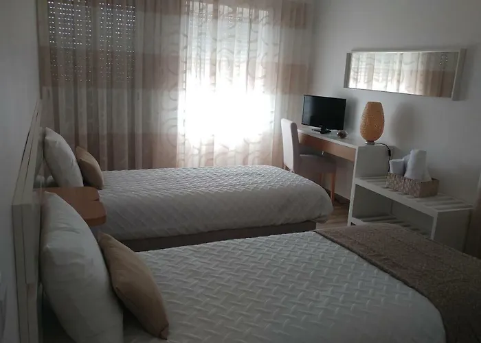 Casinha D'avo * 纳扎雷